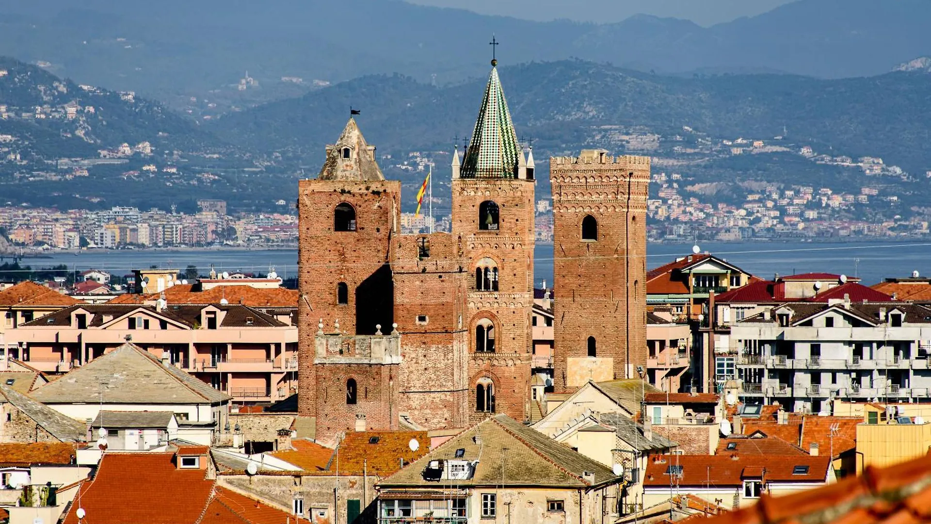 Mer Vivante - Front Beach - Happy Rentals Albenga 0*,